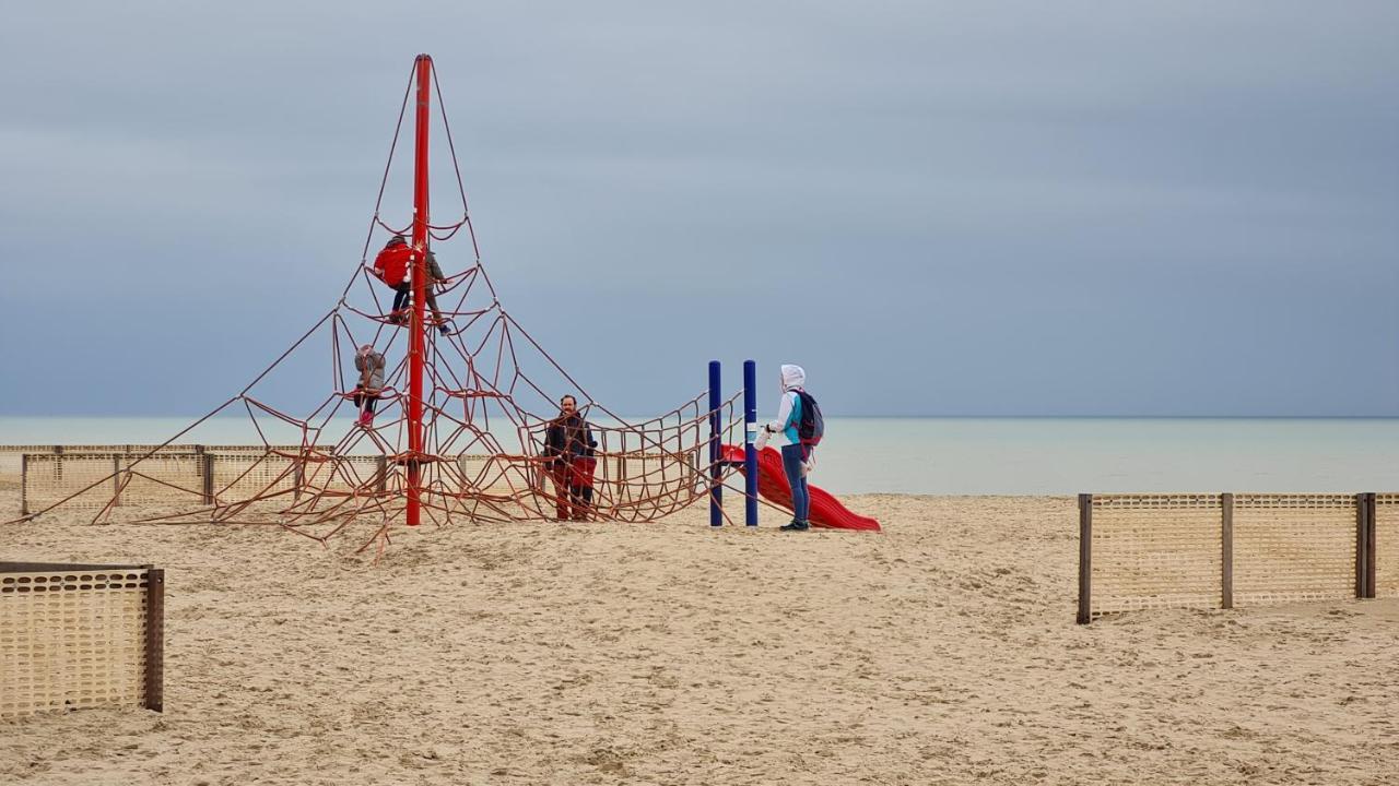 Plaza Magdalena Apartment Koksijde Luaran gambar